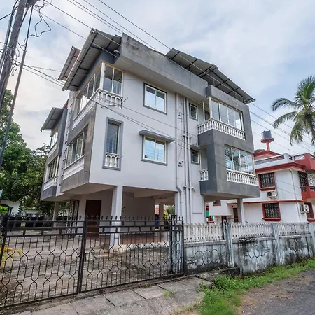 Gipsy Cove Apartments, Colva